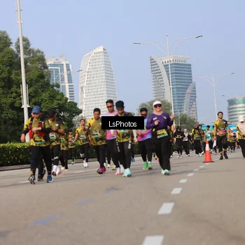 Runner Photo 6919768