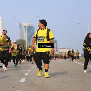 Runner Photo 6919815