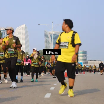 Runner Photo 6919824