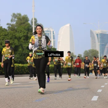 Runner Photo 6919920