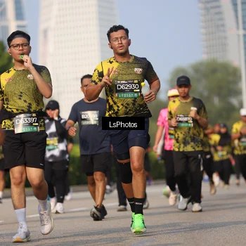Runner Photo 6919935