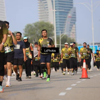 Runner Photo 6919936