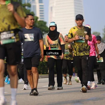 Runner Photo 6919943