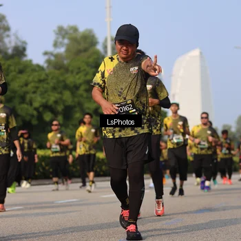Runner Photo 6920014