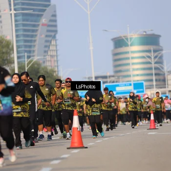 Runner Photo 6920126
