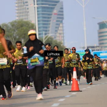 Runner Photo 6920127