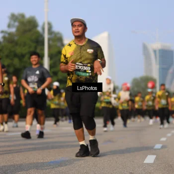 Runner Photo 6920186