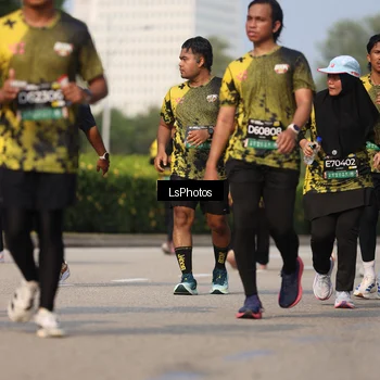 Runner Photo 6920450