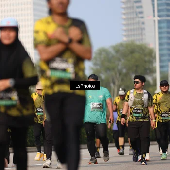 Runner Photo 6920454