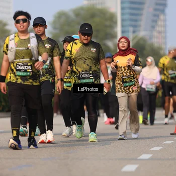Runner Photo 6920467