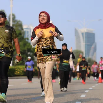 Runner Photo 6920477