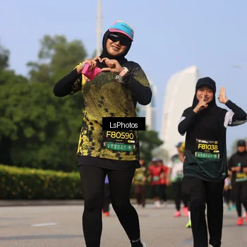 Runner Photo 6920480