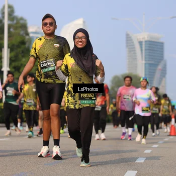 Runner Photo 6920491