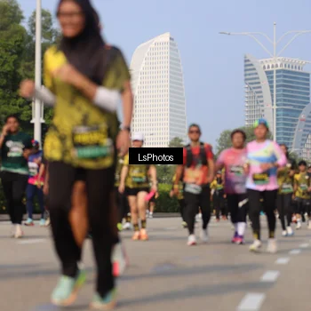 Runner Photo 6920492