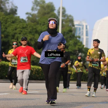 Runner Photo 6920668