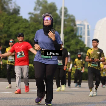 Runner Photo 6920671