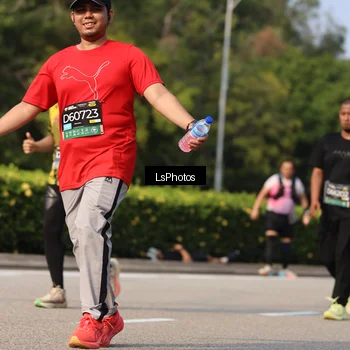 Runner Photo 6920676