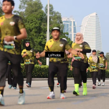 Runner Photo 6920677