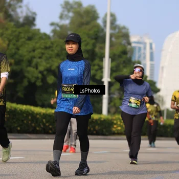 Runner Photo 6920680