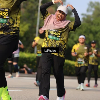 Runner Photo 6920691