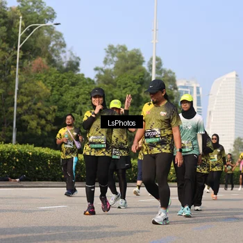 Runner Photo 6920706