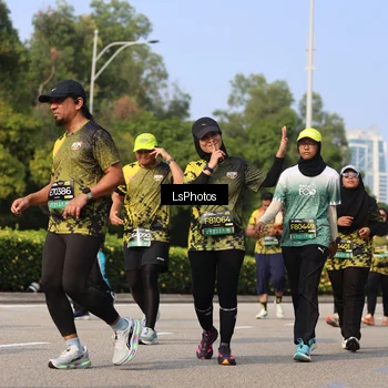 Runner Photo 6920712