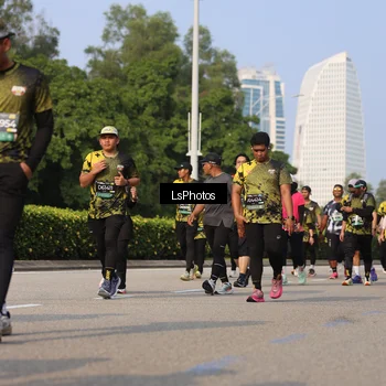 Runner Photo 6920736