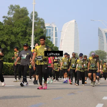 Runner Photo 6920743