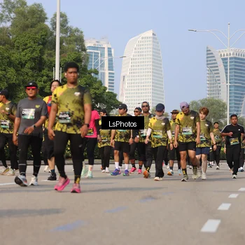 Runner Photo 6920746