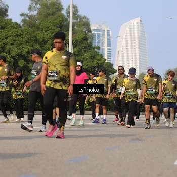 Runner Photo 6920749