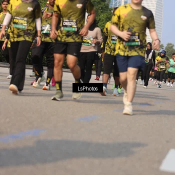 Runner Photo 6920758