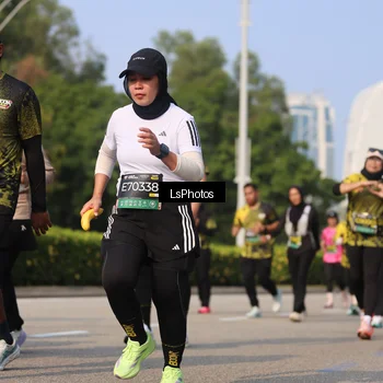 Runner Photo 6920767