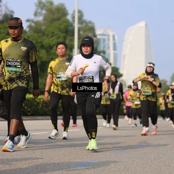 Runner Photo 6920768