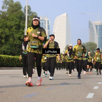 Runner Photo 6920777