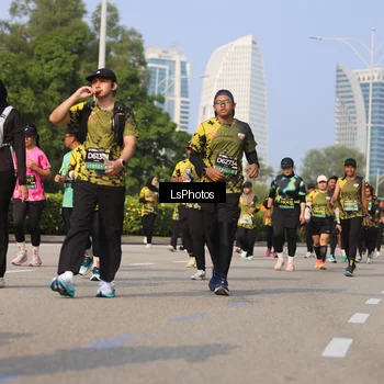 Runner Photo 6920784