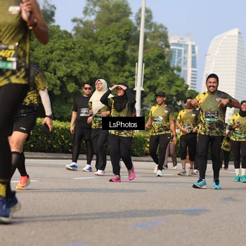 Runner Photo 6920801