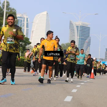 Runner Photo 6920809