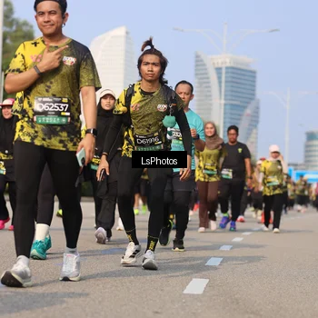 Runner Photo 6920814