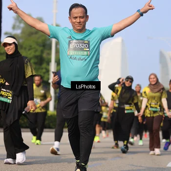 Runner Photo 6920819