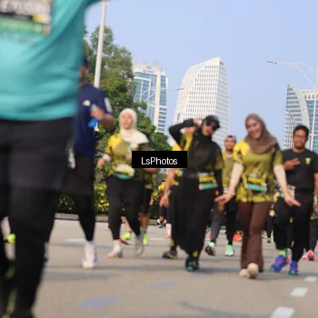 Runner Photo 6920825