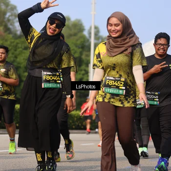 Runner Photo 6920840