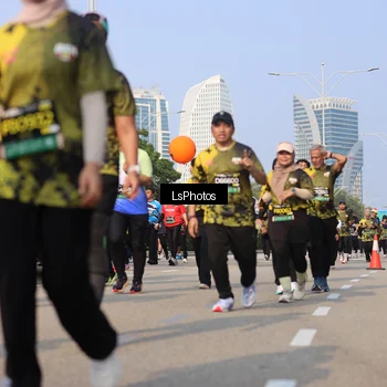 Runner Photo 6920843