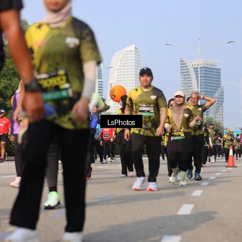 Runner Photo 6920844