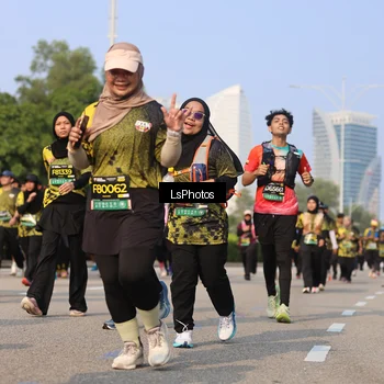 Runner Photo 6920864