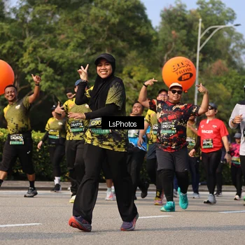 Runner Photo 6920875