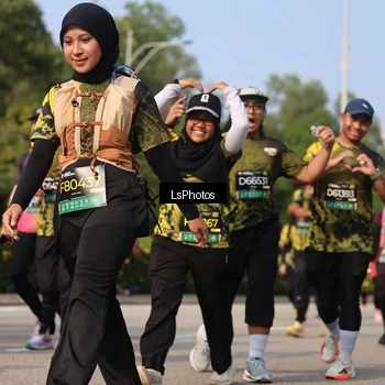 Runner Photo 6920876