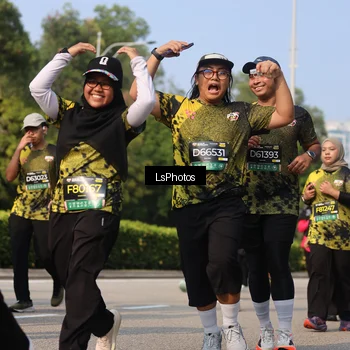 Runner Photo 6920881