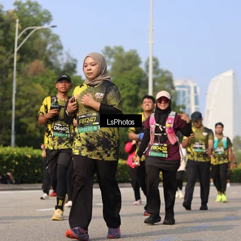 Runner Photo 6920885
