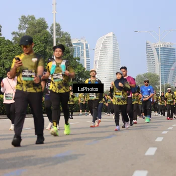 Runner Photo 6920893