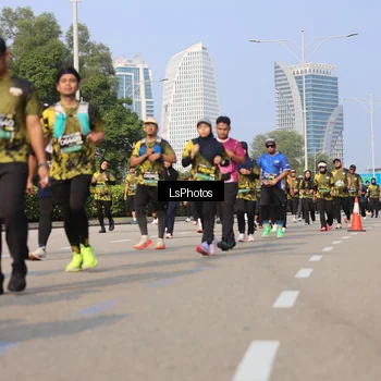 Runner Photo 6920896